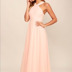 LULU’s Peach Dress!